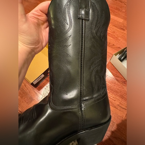 Men’s Authentic Laredo Black Leather Western / Cowboy Boots Size 9D EUC - Picture 6 of 6